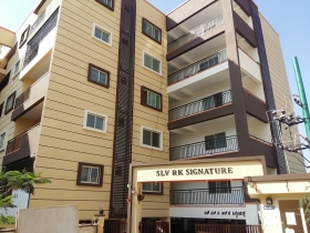  3 bhk semi-furnished flat for rent in slv rk signature , hennur road