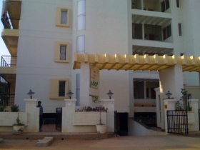 Daady's Olive entrance of flat in electronic city