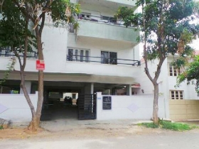 3 bhk semi-furnished flat for rent in nandi royal ,hbr layout, hennur main road
