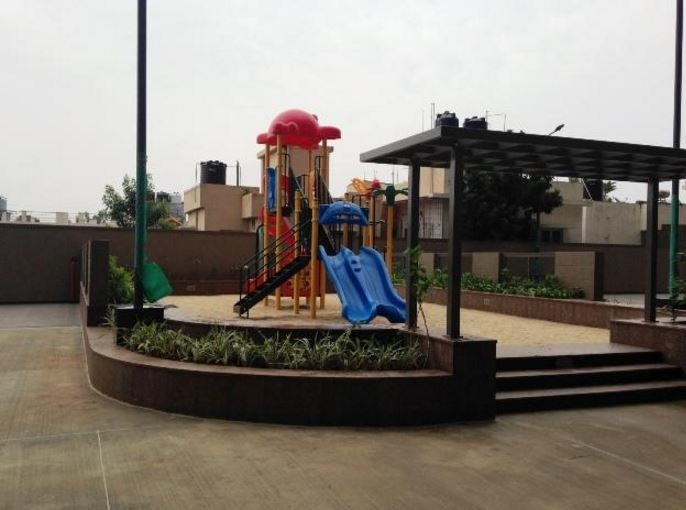 3 bhk semi furnished flat for rent in orchid woods, kothanur, gubbi