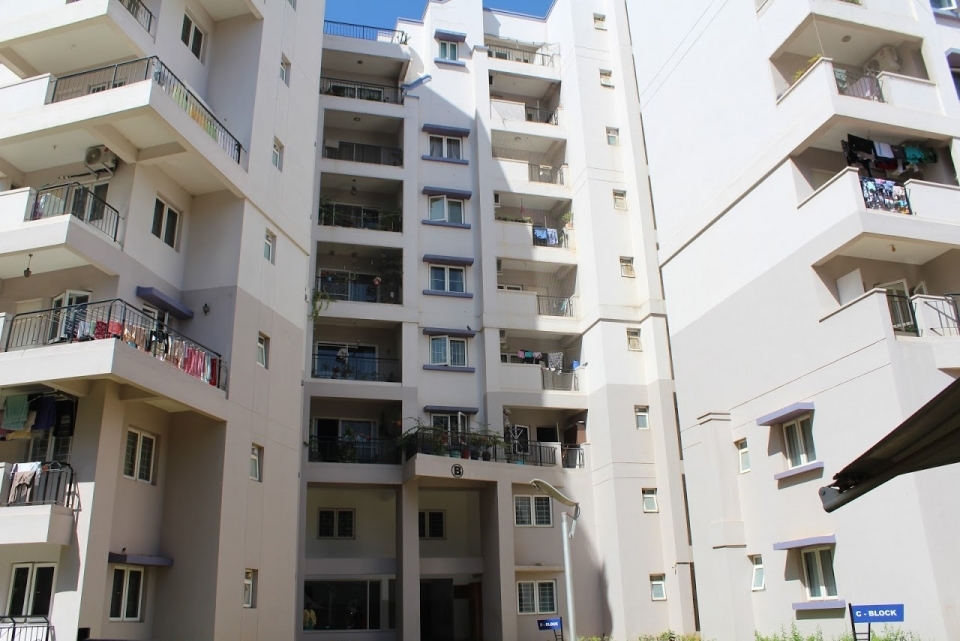 spacious 4 bhk penthouse for rent in mantri splendor, geddalahalli